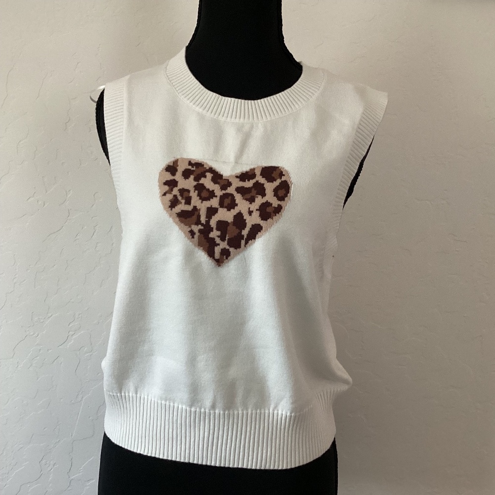 No Comment, NWT, off-white sweater vest, size L